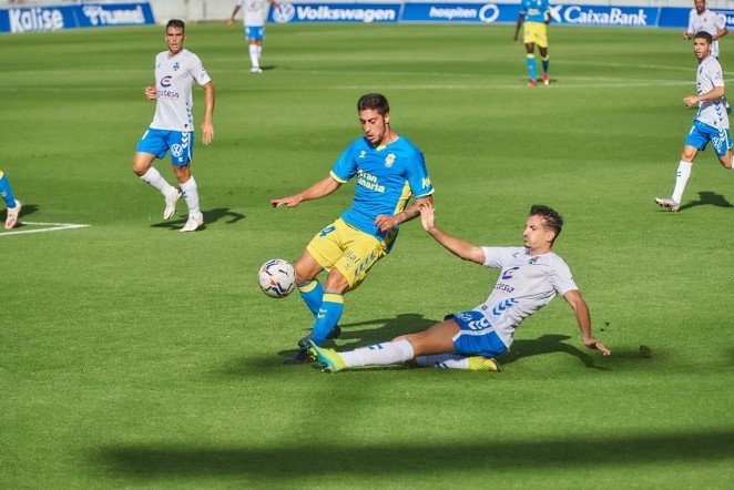 Victoria de la UD Las Palmas contra el CD Tenerife (1-3)