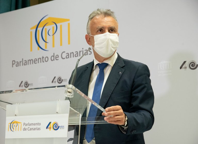 El presidente del Gobierno de Canarias, Ángel Víctor Torres