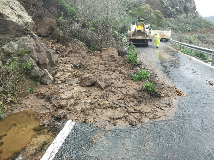 Desprendimiento de laderas en Gran Canaria debido a la alerta por el temporal